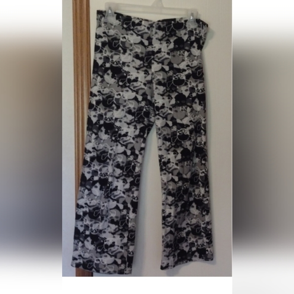 💀Boys Pajama Pants - Picture 5 of 5